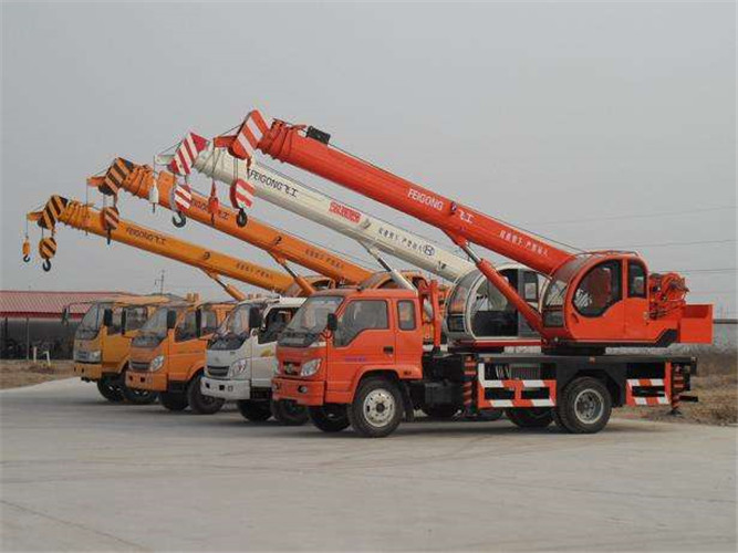 秀峰区设备出现故障导致停工，怎么处理？是否有备用设备替换？